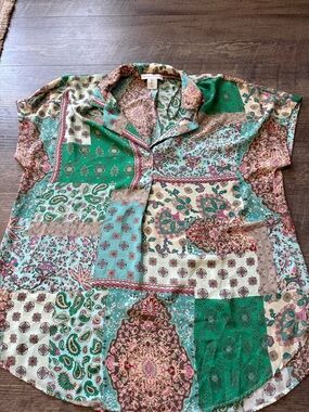 cupcakes & cashmere Paisley Patchwork Blouse in Teal, Green & Cream